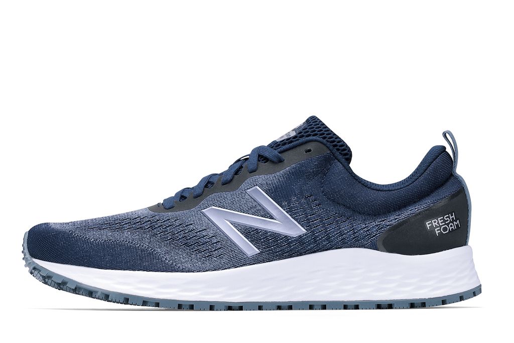 new balance arishi v3 non slip