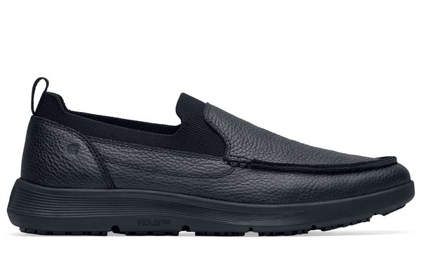 Men's Slip-Resistant Work Shoes for the hospitality industry