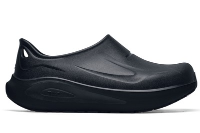 Overtime Black Non-Slip Chef Kitchen Clogs for Men and Women in CA