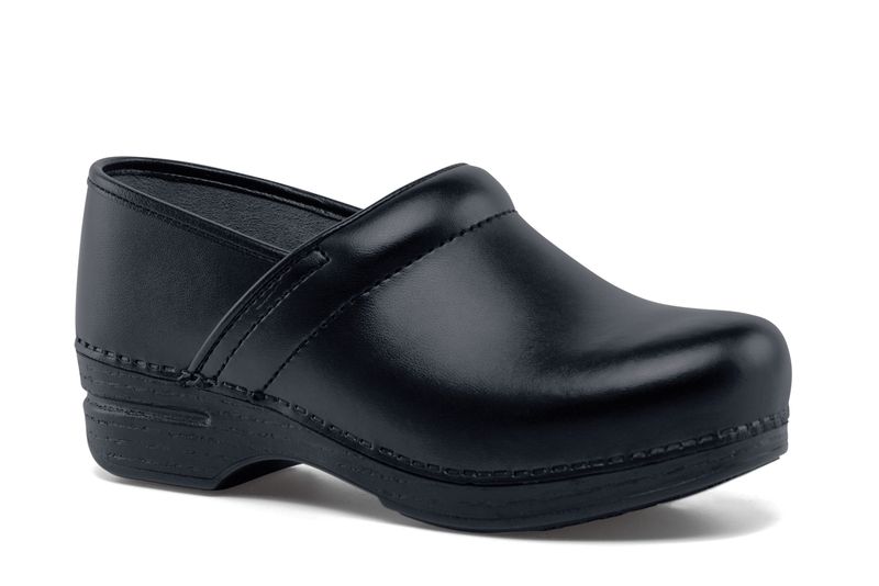 Dansko clearance black clogs